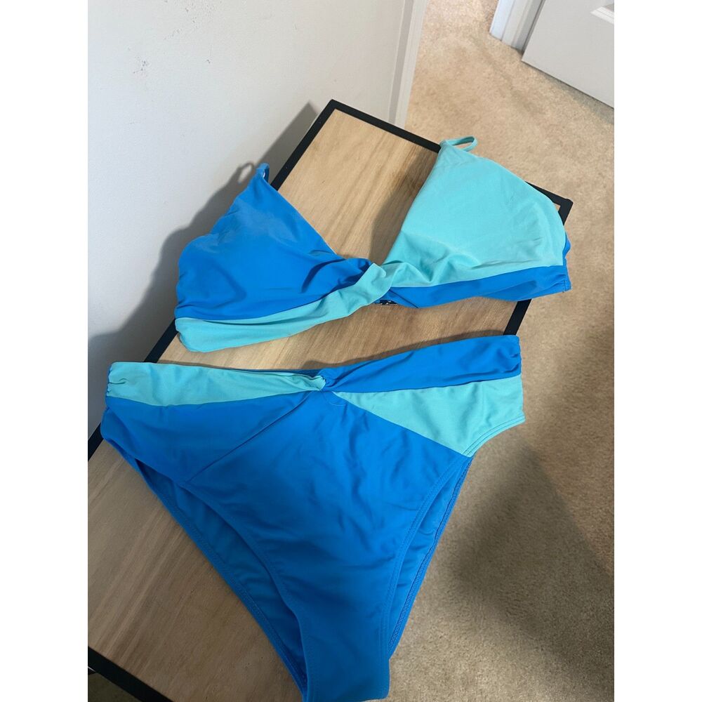 Blue & Aqua Colorblock Twist Front Bikini Set – Women's XXL